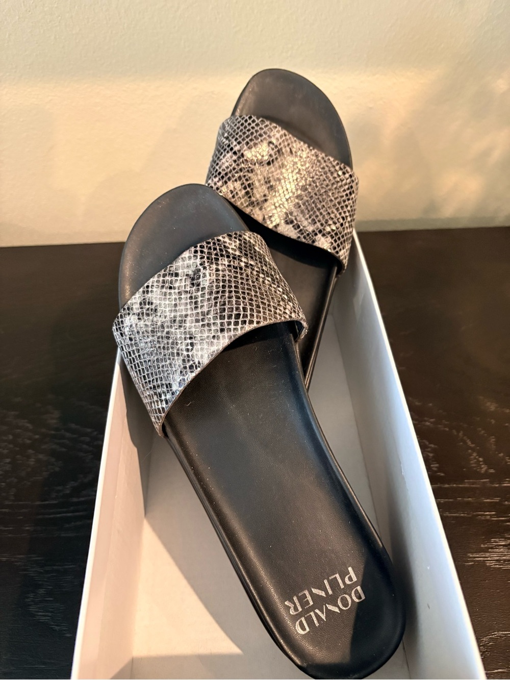 Donald Pliner sandals